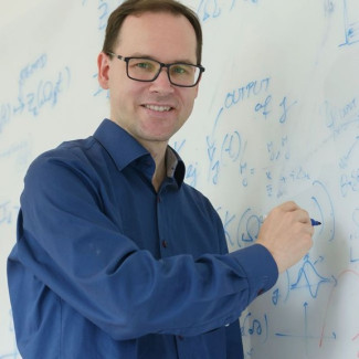 Prof. Florian Marquardt